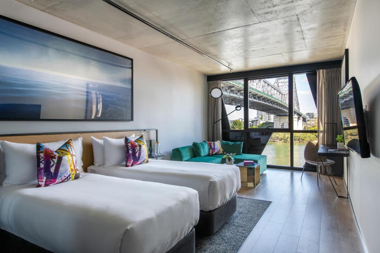 Crystalbrook Vincent Hotel Brisbane Exterior foto A room at the Hotel